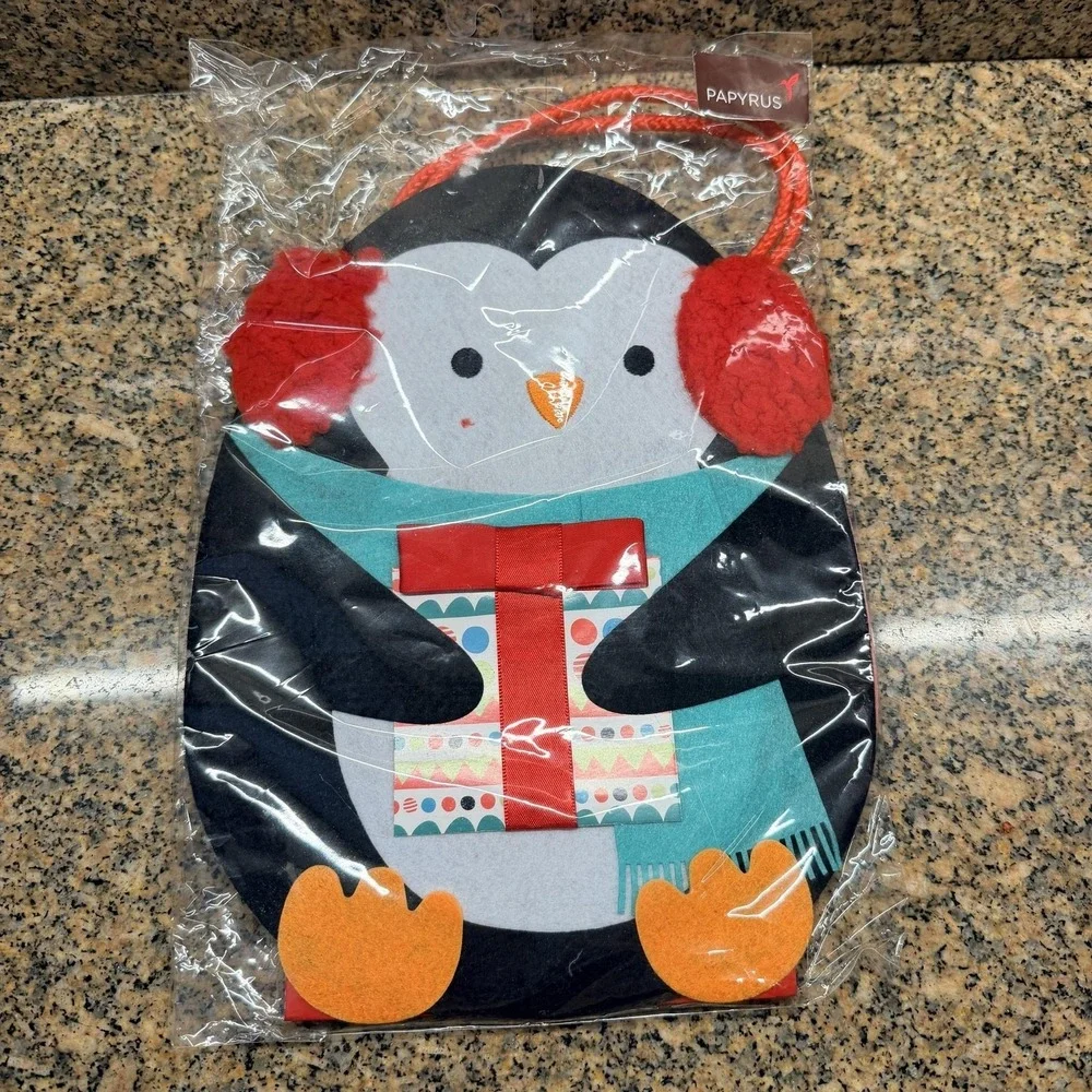 Papyrus penguin christmas
